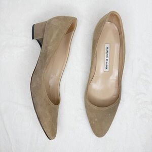 Manolo Blahnik Beige Suede Heels 39